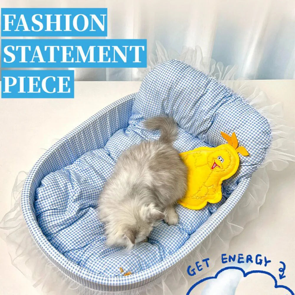 RoyalPurr™ Princess Cat Sofa Bed – Lace-Trimmed Plush Lounger