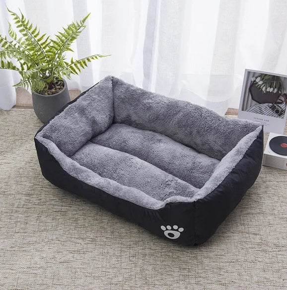 DreamPaws™ Plush Dog Bed – Non-Slip Cozy Sleeping Mat
