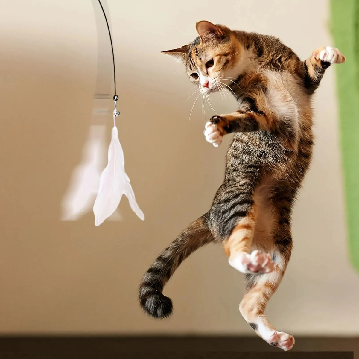 PurrPlay™ Interactive Feather Wand – Suction Cup Cat Teaser